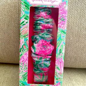 Lilly Pulitzer Coming In Hot Scrunchie Apple Watch Band
